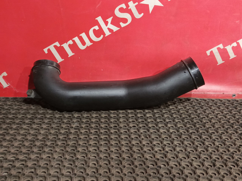 Патрубок воздушного фильтра