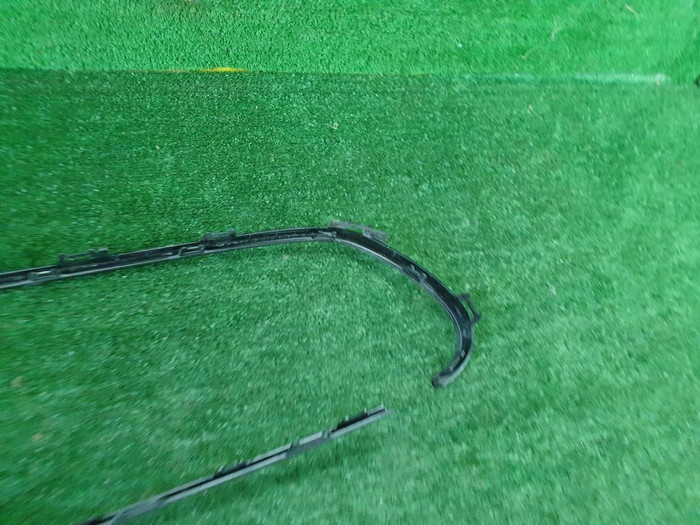 Накладка решетки радиатора Mercedes E w213 (20-23)