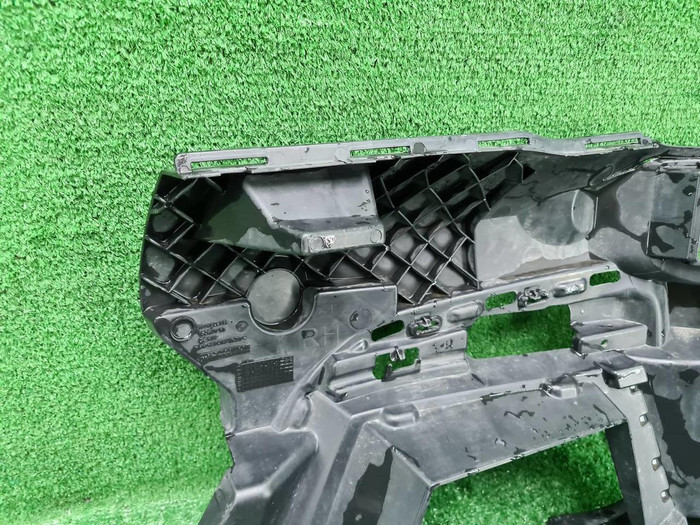 Кронштейн ПТФ правый BMW 5er G30 (20-23) M-paket