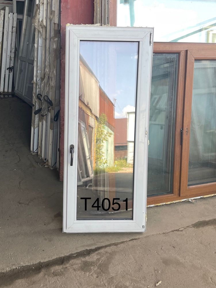 Окно Пластиковое Б/У 146(в) х 61(ш)