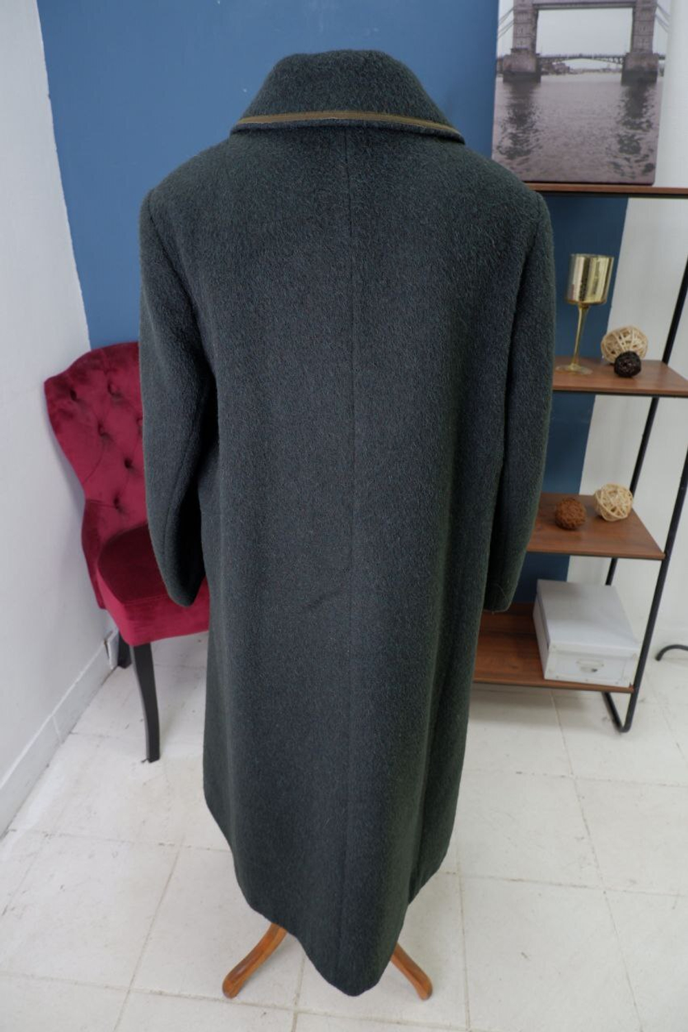 Пальто темное 52/54 размер