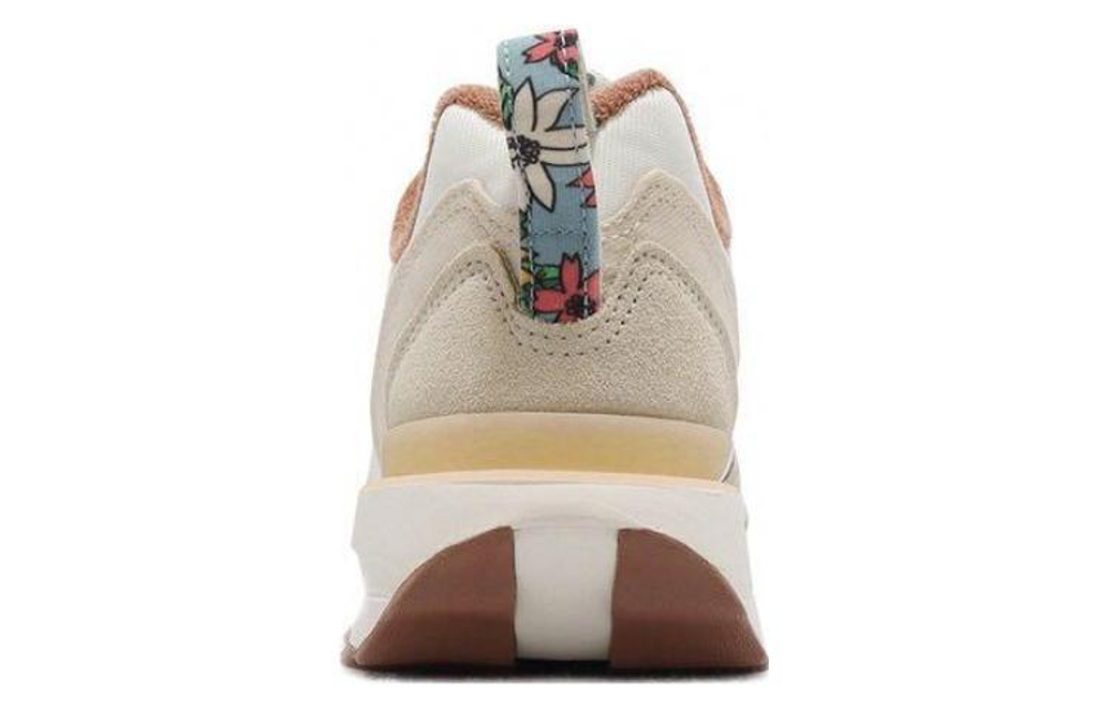 Кроссовки Nike Air Max Dawn (Женская размерная сетка)