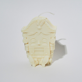 Свеча «Щелкунчик» белая