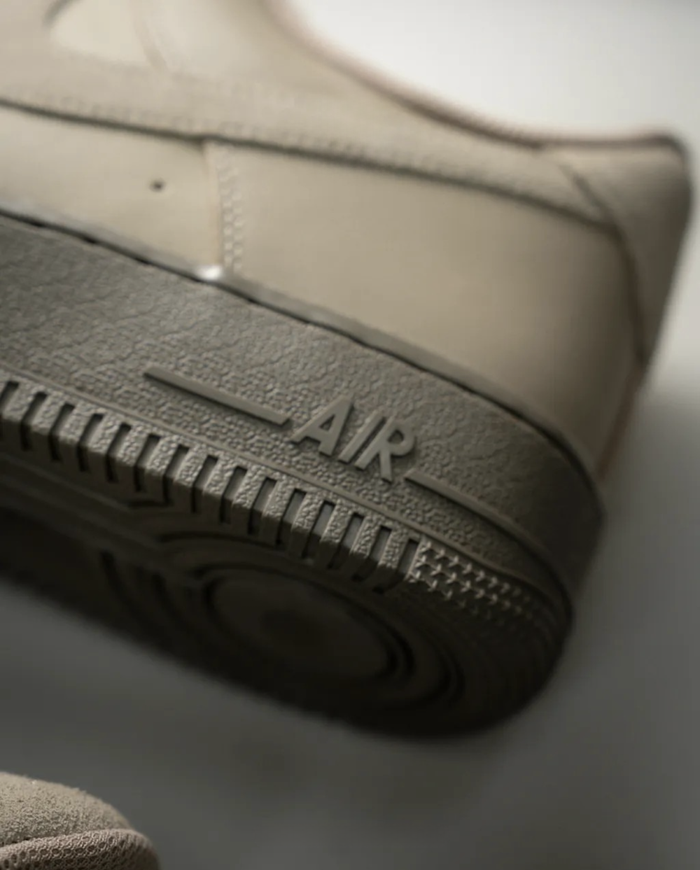 Кроссовки Nike Air Force 1 Low LV8 «Khaki Olive»