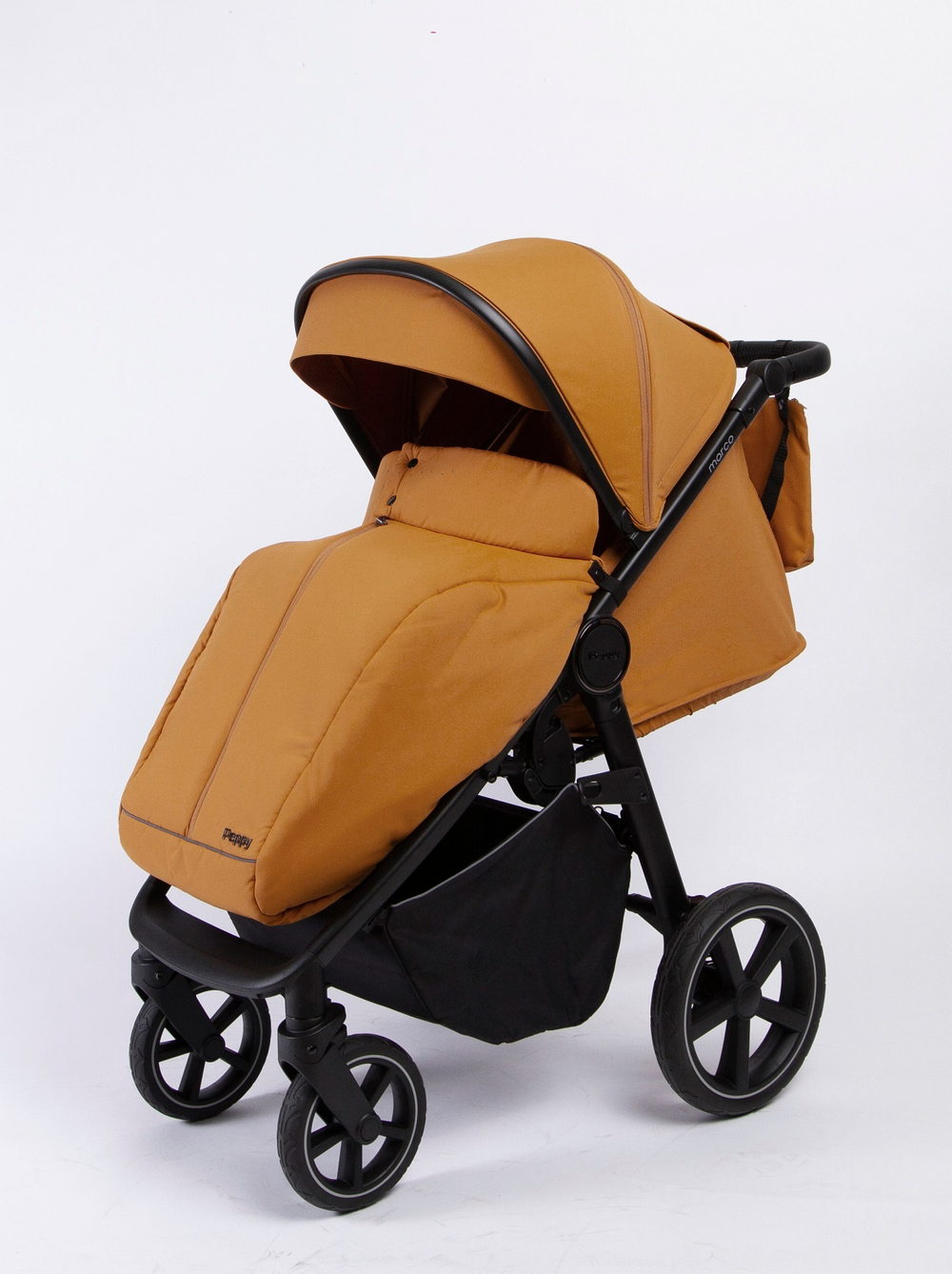 Коляска прогулочная Peppy Marco (orange)