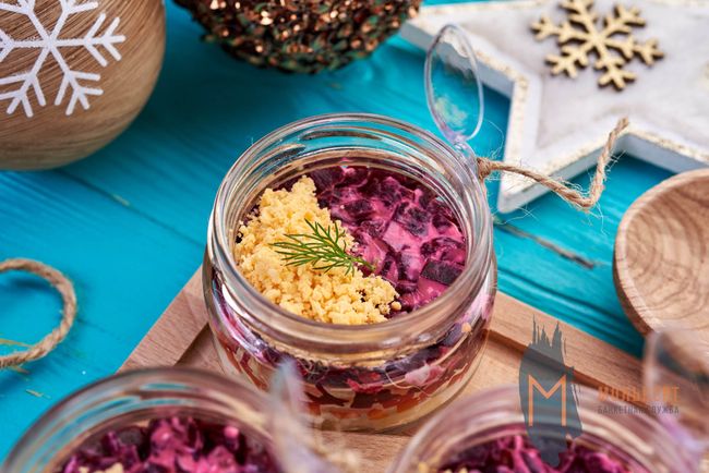 Салат &quot;Сельдь под шубой&quot;, 12 шт.