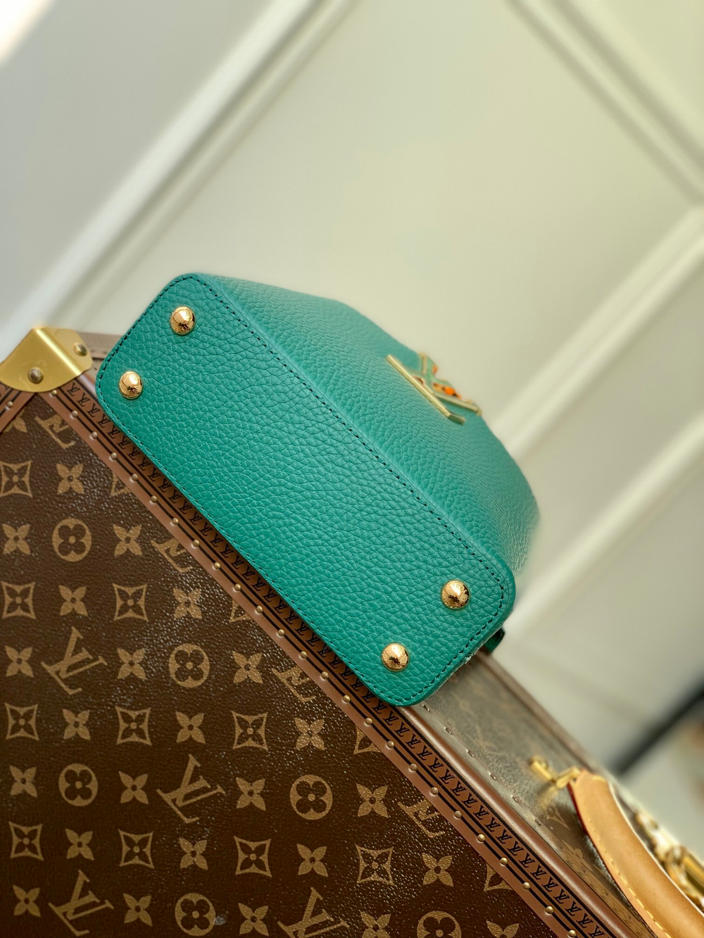 Louis Vuitton Capucines Mini