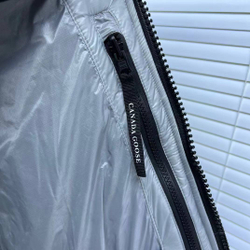 Пуховик Canada Goose