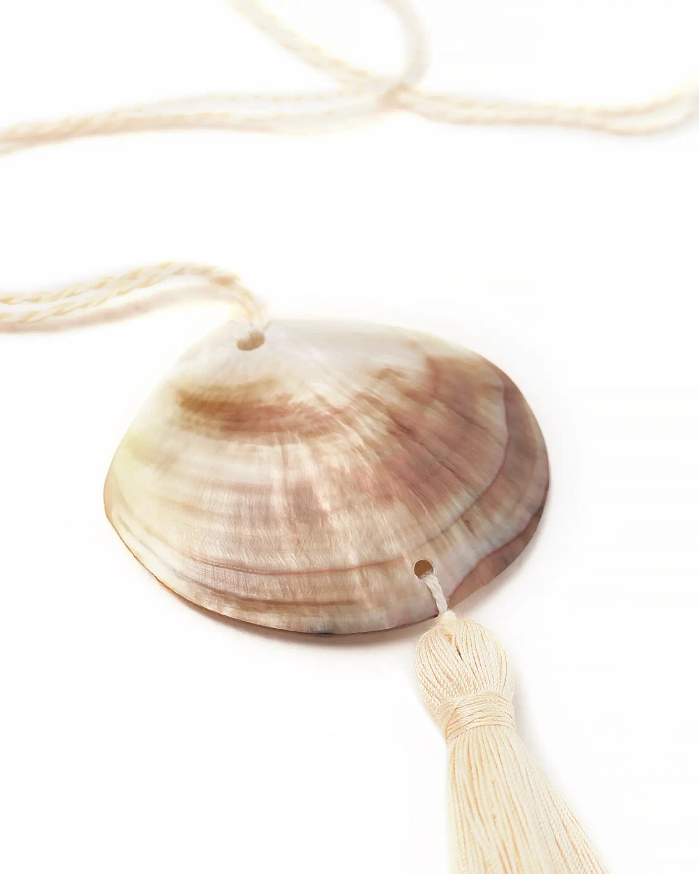 Кулон SHELL