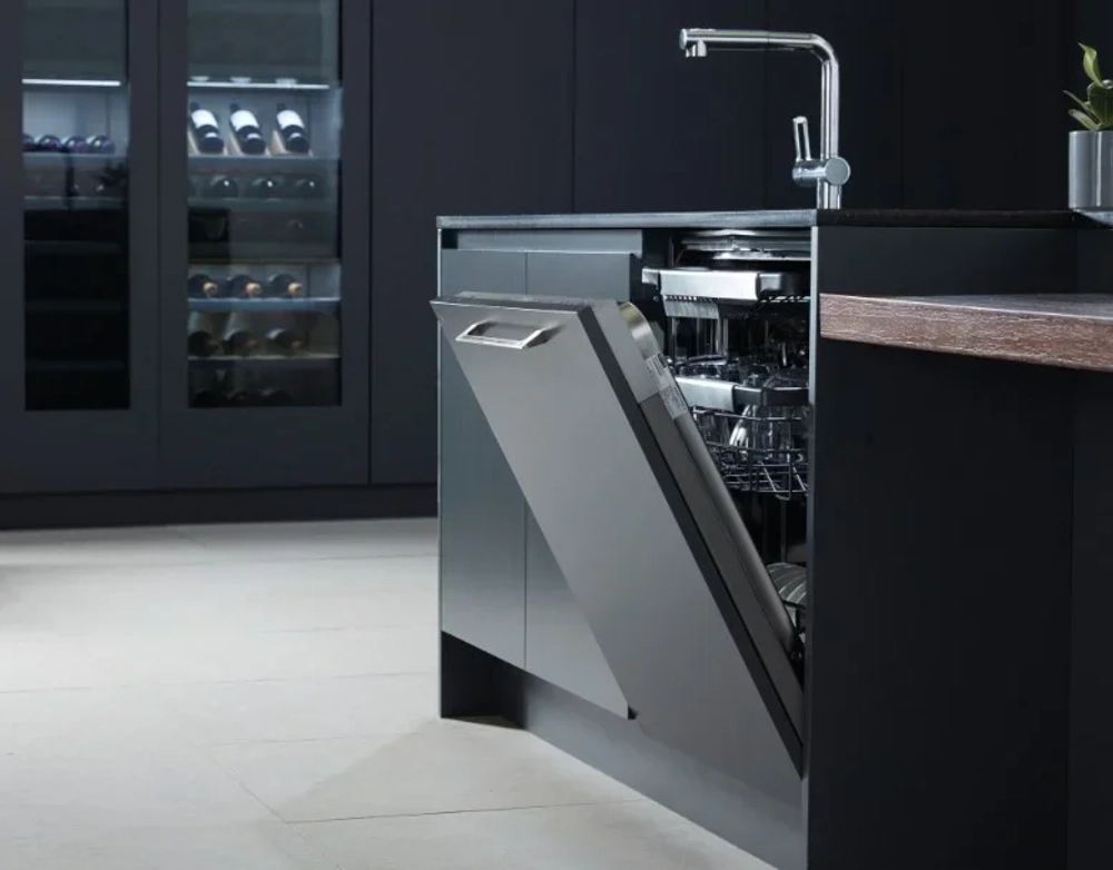 Полновстраиваемая посудомоечная машина Signature Kitchen Suite SKSDW2402P