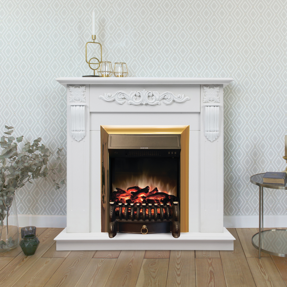 Каминокомплект Real Flame Dominica WT с очагом Fobos Lux Brass