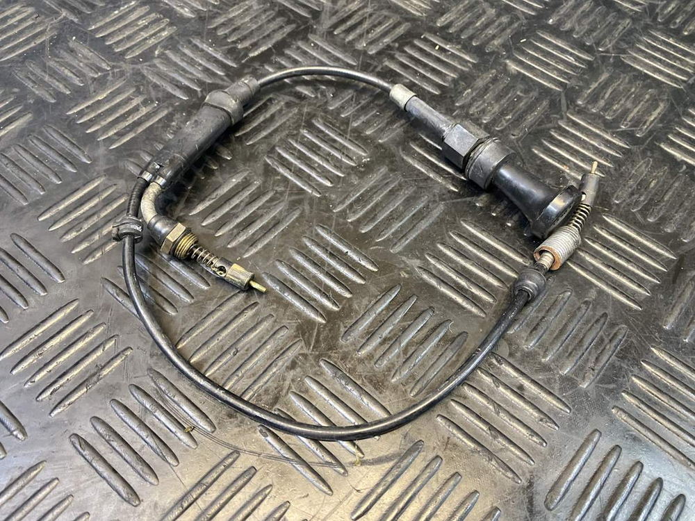 Трос обогатителя Suzuki Intruder VS750 VR51A (с рукояткой и иглами)