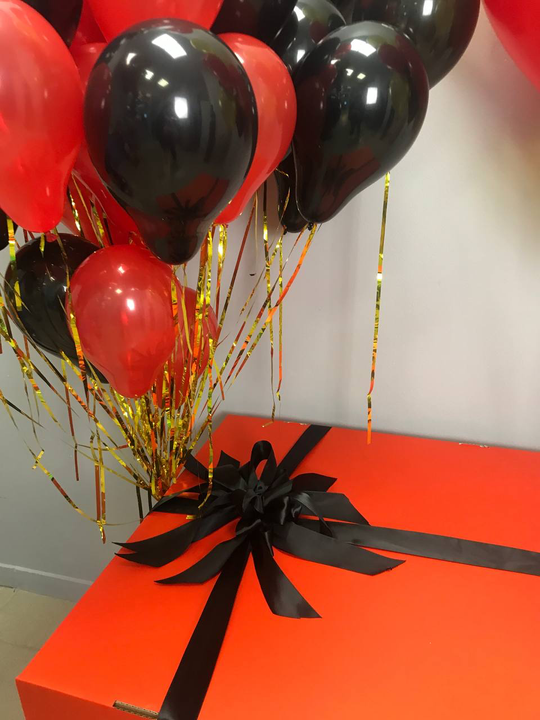 BOX с шарами 5дм. 50шт.+композиция