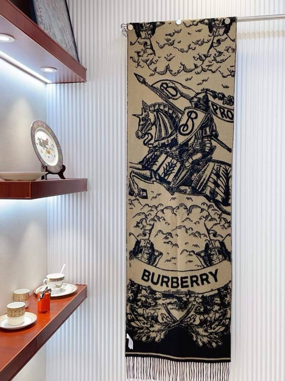 Шарф Burberry