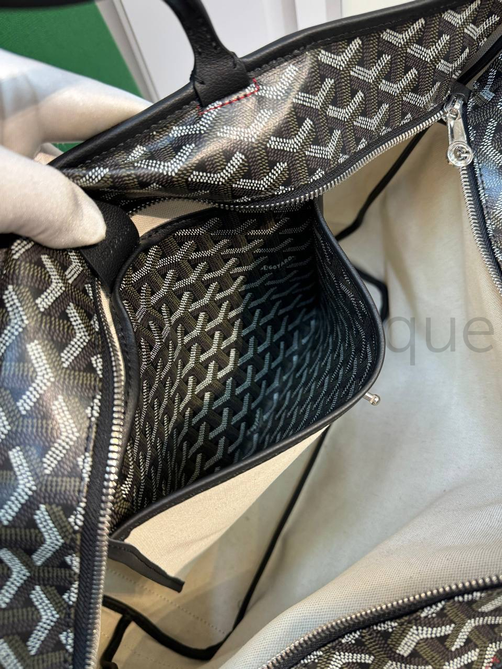 Черная сумка шоппер Artois PM Maison Goyard