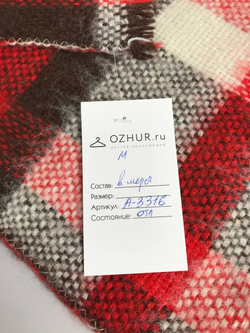 Шарф в яркую клетку