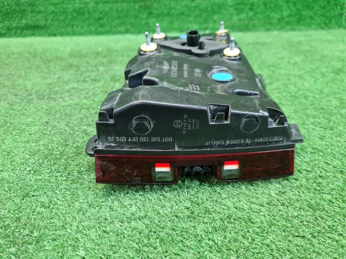 Фонарь правый внутренний Genesis GV80 (2020-2023)