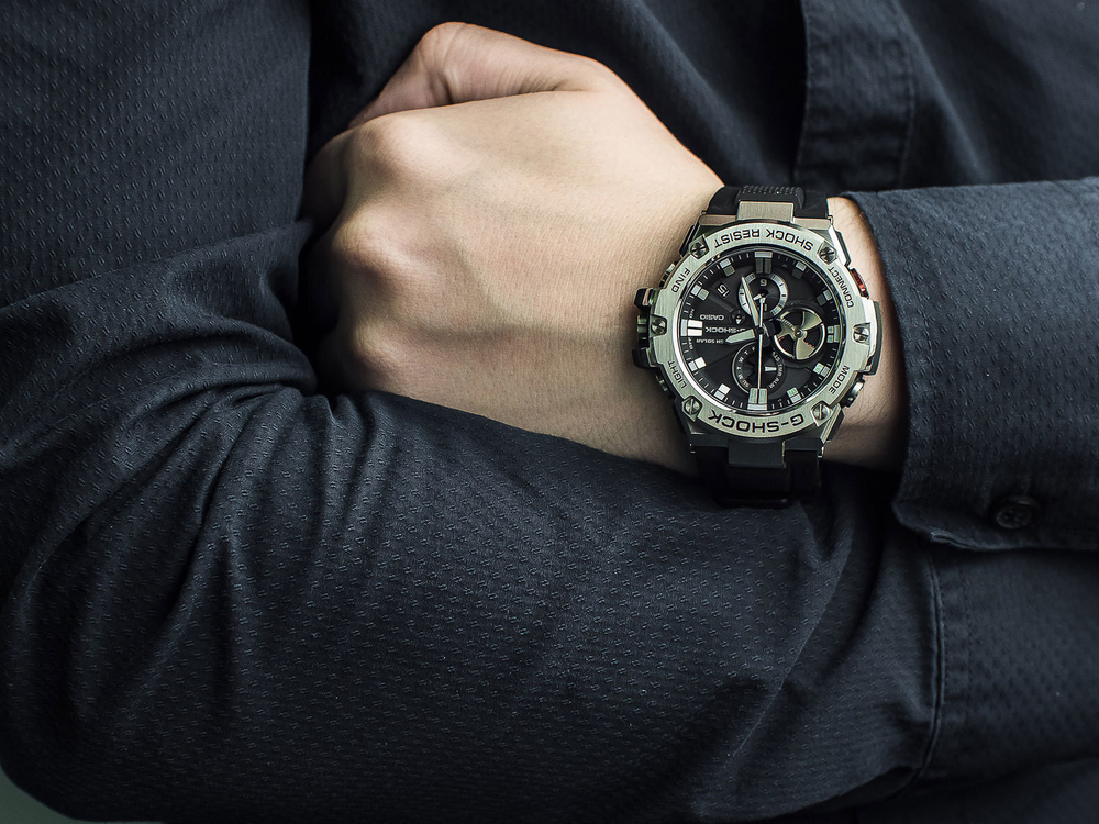 Японские наручные часы Casio G-SHOCK GST-B100-1A