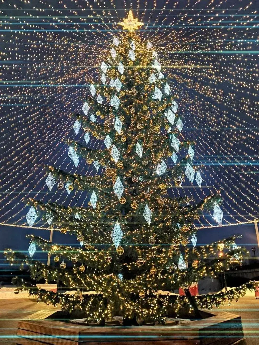 ель светодинамическая "Лесная" уличная искусственная, ствольная