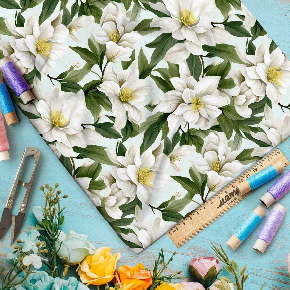 Ткань премиум таффета белые цветы на зеленых листьях