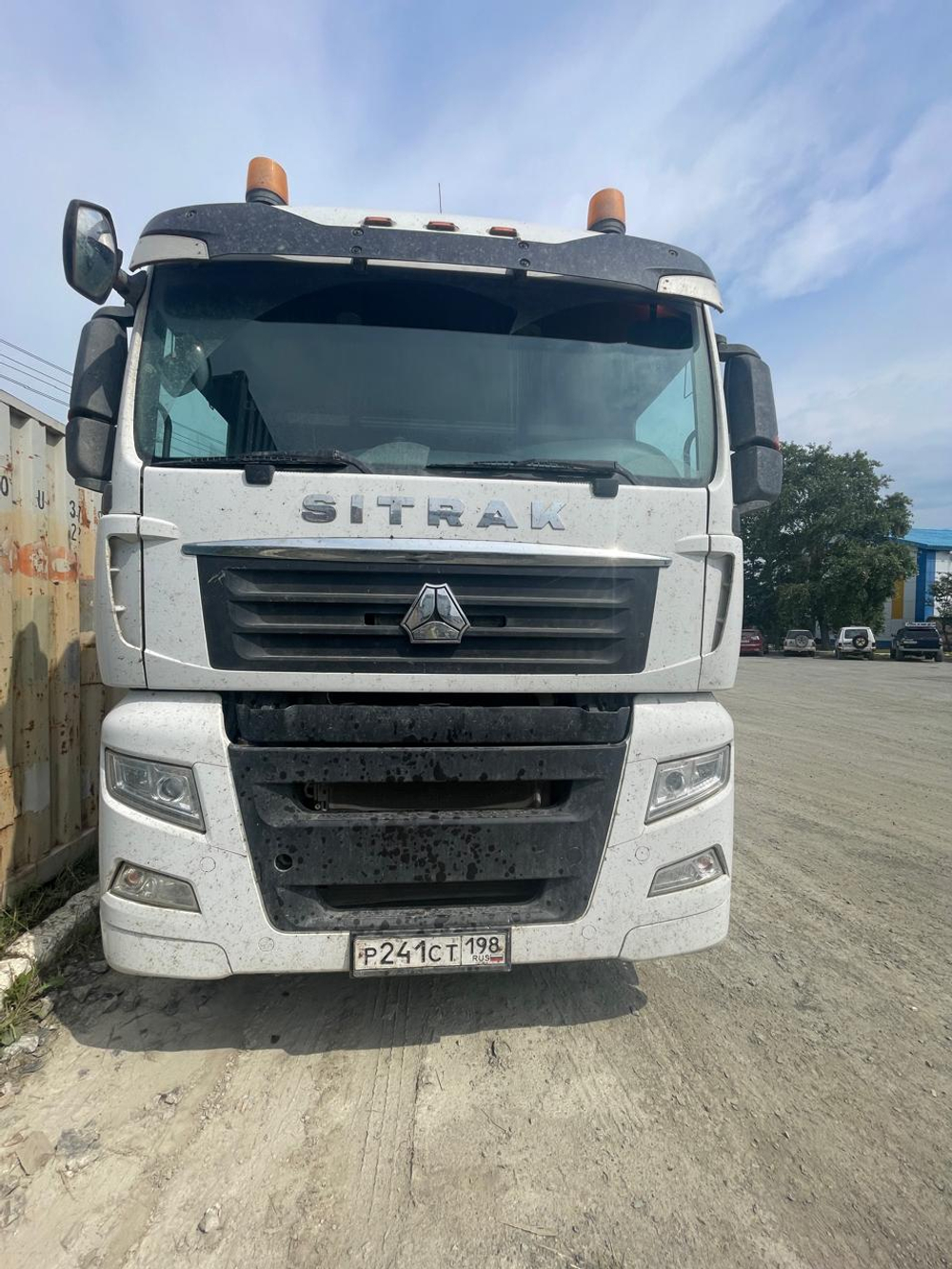 SITRAK C7H 4x2 Седельный тягач ZZ4186V361HE (Дизельный, 10,5 л, 441 л.с., АT)