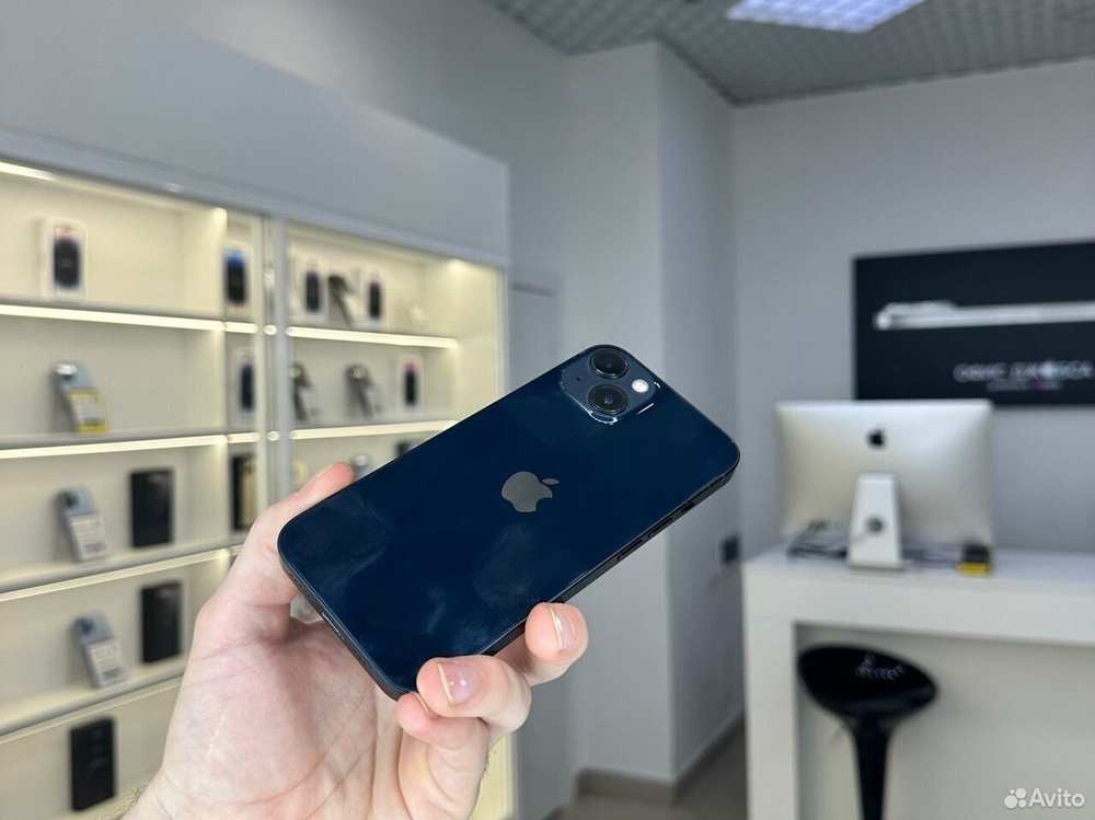iPhone 13, 256 ГБ б/у