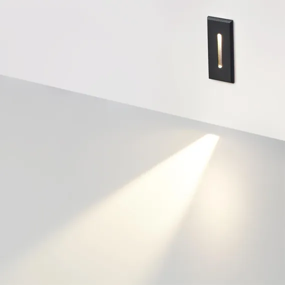 7054/3WL HIGHTECH ODL25 339 металл/металл Подсветка лестницы черн IP20 LED 1*3W 2700K ESCALA