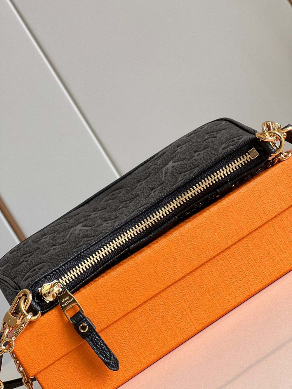 Louis Vuitton Easy Pouch On Strap