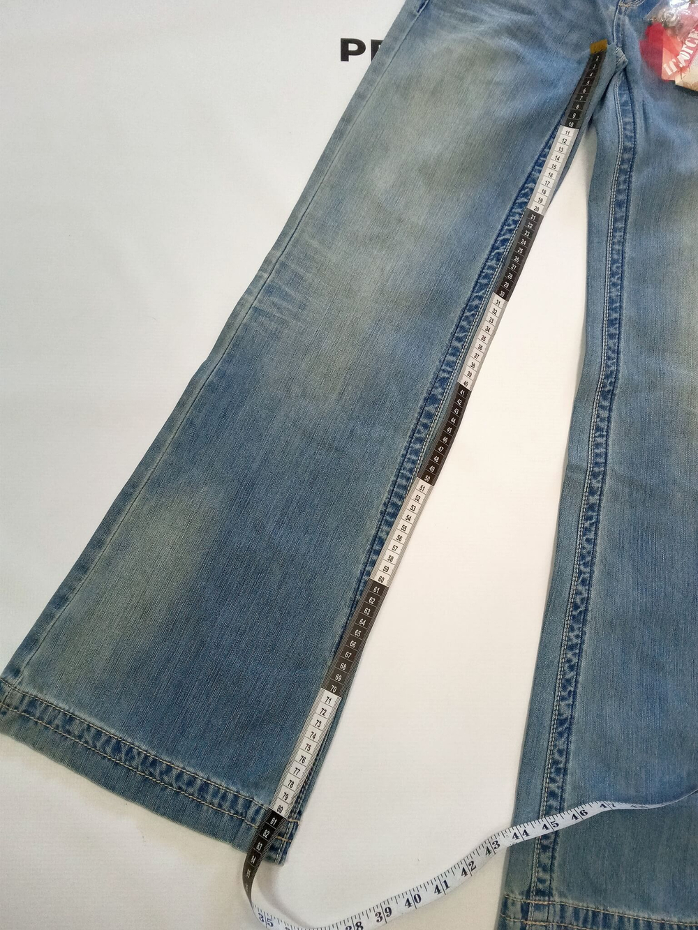 Джинсы IL'DOLCE jeans flare.Цвет голубой с эффектом потёртости. Размер walst:25 -40/42 русский