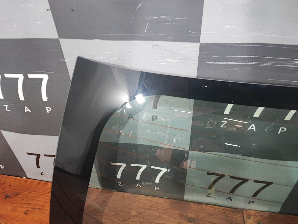 Стекло крышки багажника, заднее Suzuki SX4 1 06-14 Б/У Оригинал 8457079J00