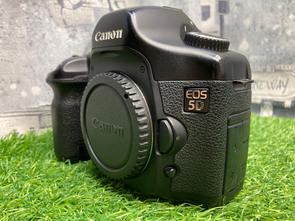 Canon EOS 5D