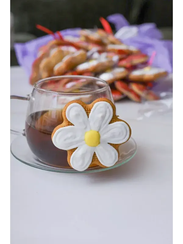 Имбирные пряники ромашки на палочке, 17 шт.