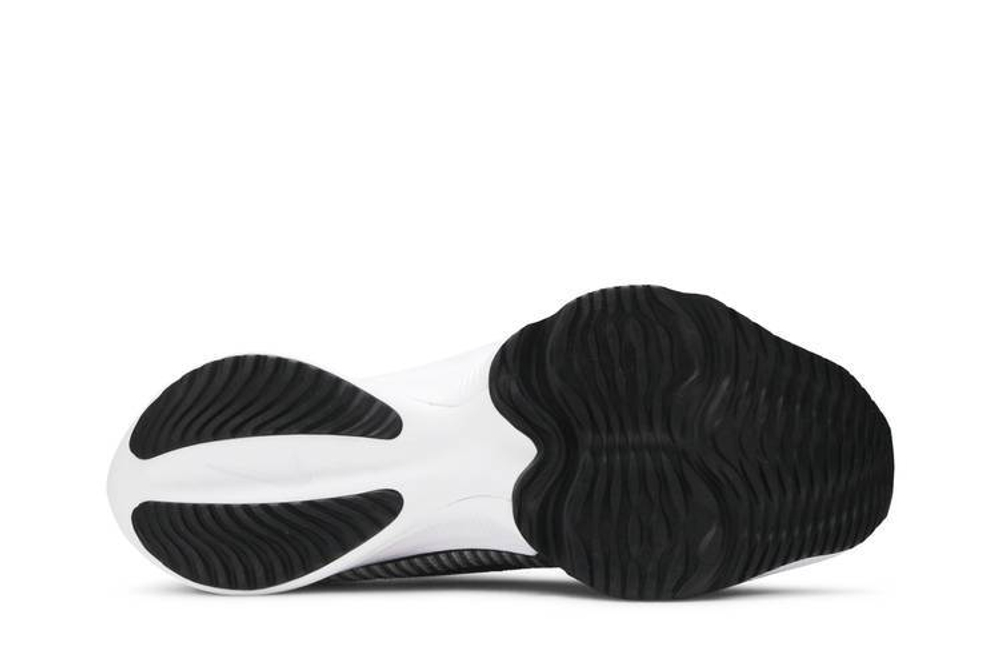 Кроссовки Nike Air Zoom Tempo Next