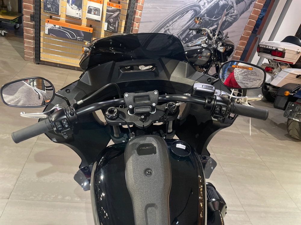 Мотоцикл Harley-Davidson Low Rider ST (117) c НДС