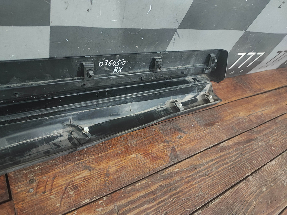 Накладка двери передней правой Lexus RX 4 15-22 Б/У Оригинал 7507148100