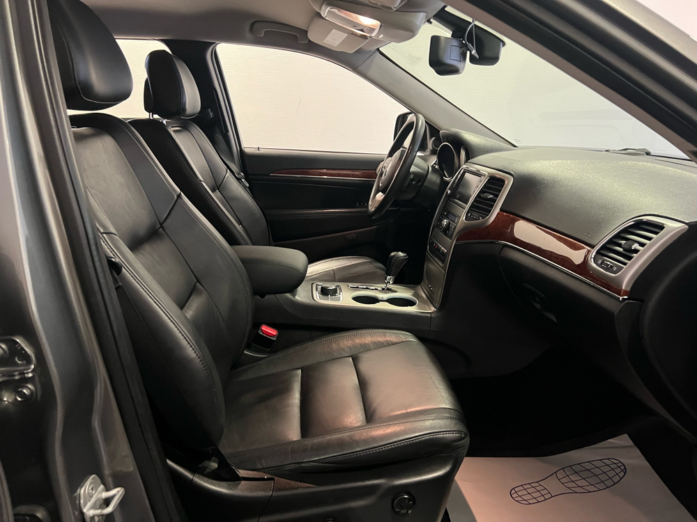 Jeep Grand Cherokee, 2011 год