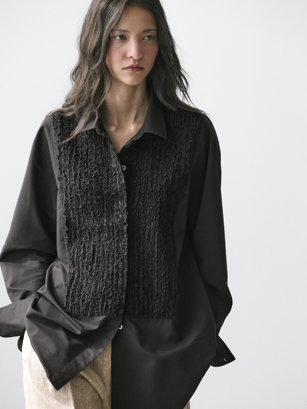 Massimo Dutti Рубашка с большим отложным воротником и вышивкой, черный