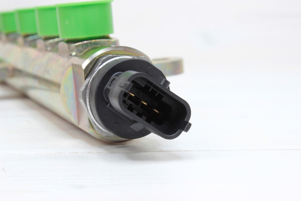 Рампа топливная Cummins 6ISBe Евро-3 0430 /3977530,3978448/