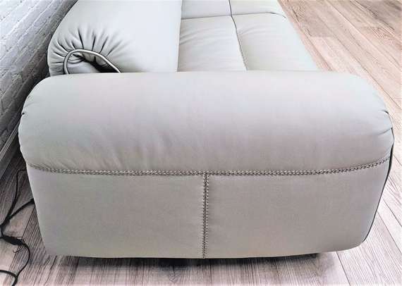 Диван c электро-реклайнером 4371, 220 см, светло-серая натуральная кожа