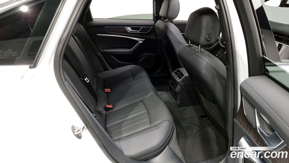 Audi A6 (C8) 45 TFSI Quattro Premium (12.2022)