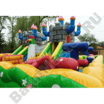 Большой надувной батут "Средневековье" 9*9*5 м