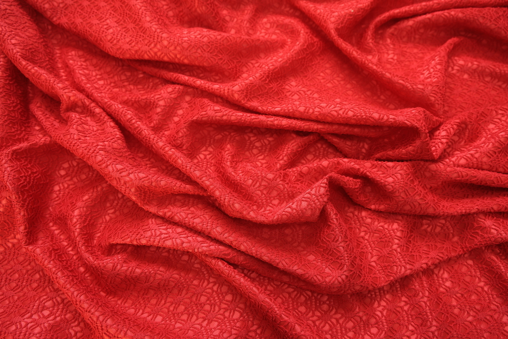 Полотно вязаное на трикотаже красный