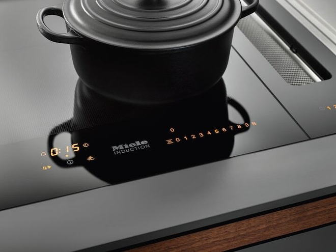 Индукционная варочная поверхность на 2 комфорки Miele CS 7612 FL