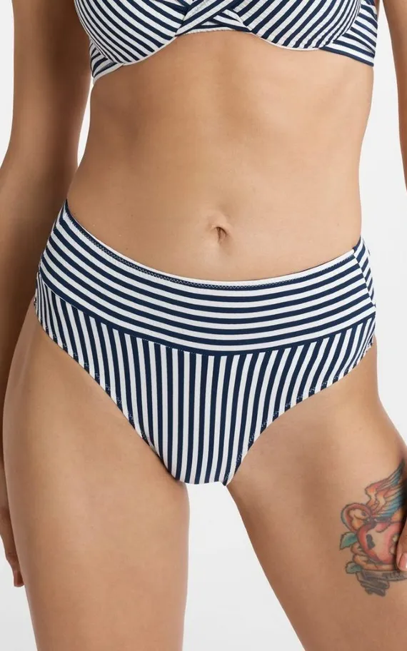 40769 CARI Трусы купальные