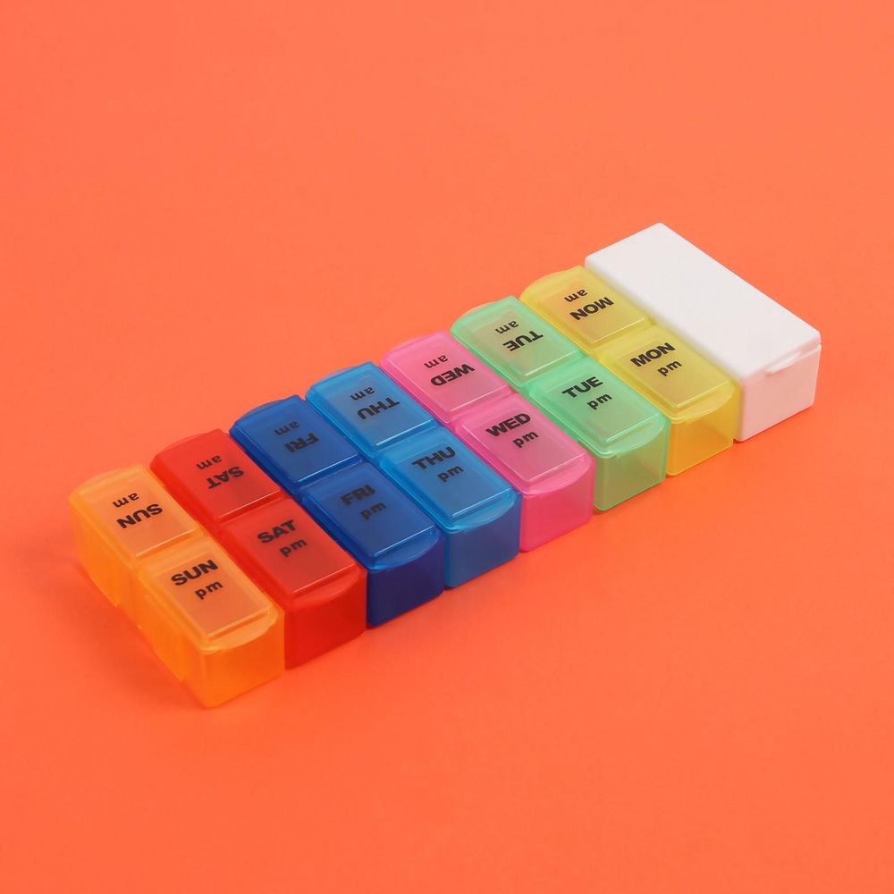 Таблетница-органайзер  Неделька, с делителем, утро/вечер, 7 контейнеров по 2 секции, цвет МИКС