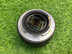 Canon EF 50mm 1.4 USM