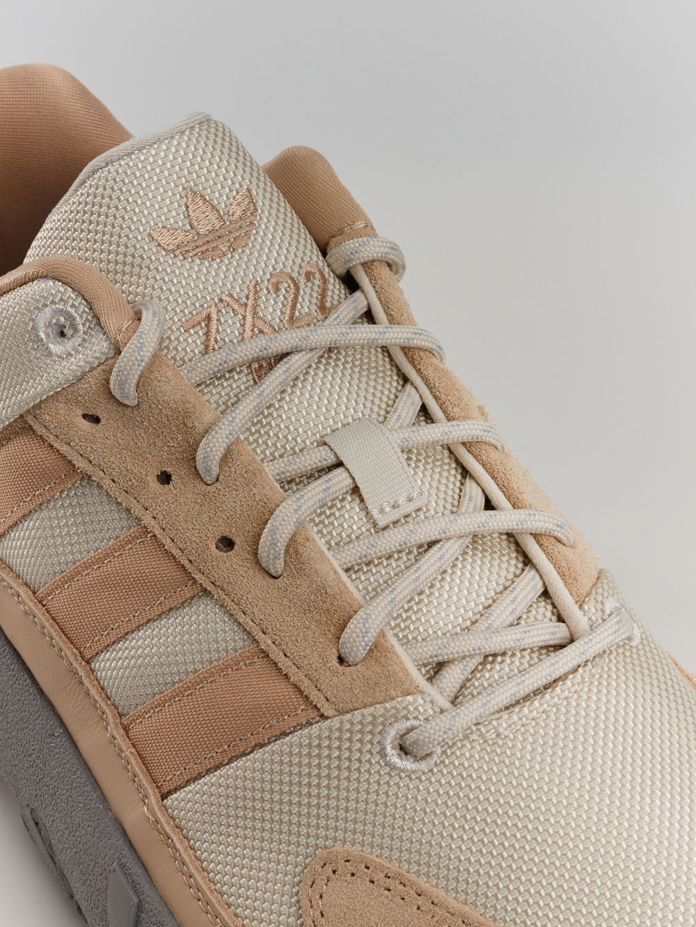 Кроссовки Adidas ZX 22 Boost GX7008