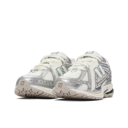 New Balance 1906R "White Silver Green"
