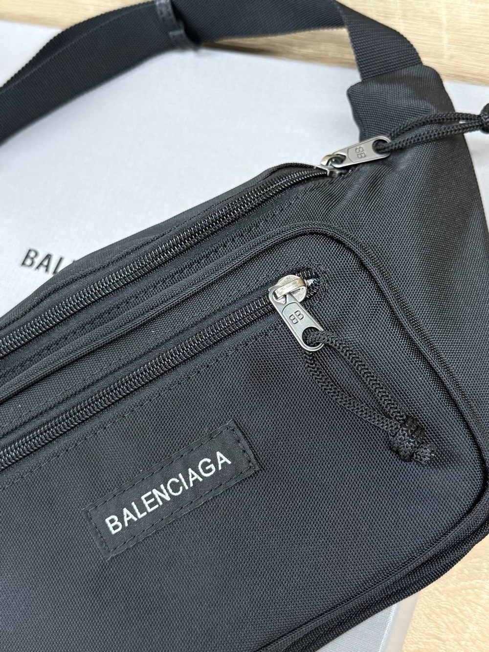 Поясная сумка Balenciaga