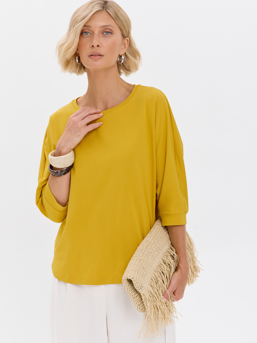 Свободная футболка летучая мышь с рукавом 3/4